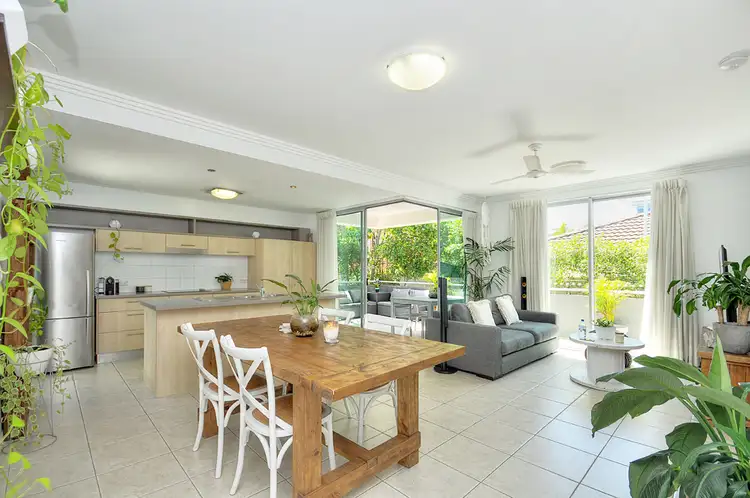@ / 2304-2306 Gold Coast Hwy, Mermaid Beach QLD 4218