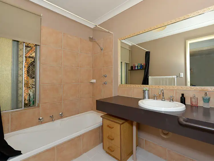 Sixth view of Homely house listing, 8 Tranby Court, Beldon WA 6027