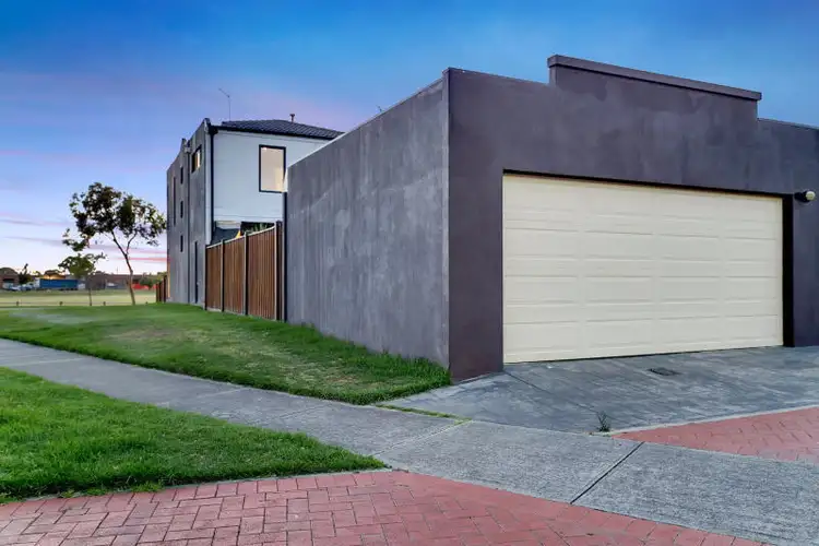 Fourth view of Homely house listing, 2 Gala Supreme Close, Mordialloc VIC 3195