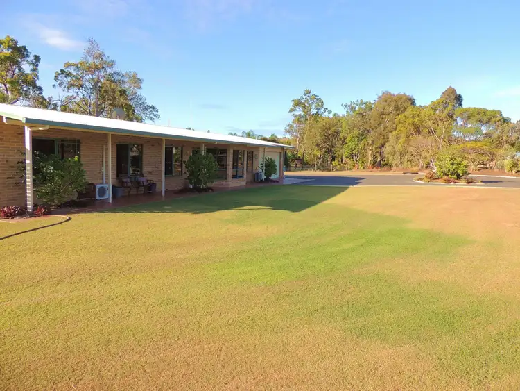 Second view of Homely house listing, 4 SILVERTON DRIVE, Tannum Sands QLD 4680