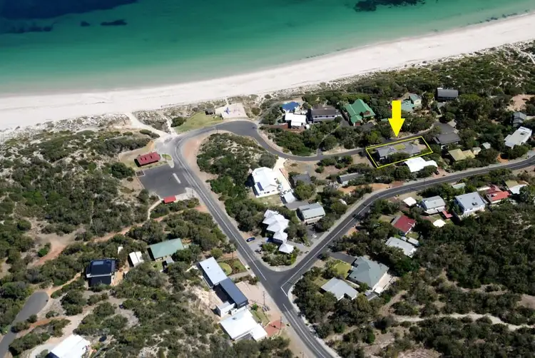 Second view of Homely house listing, 10 McCourt Place, Peppermint Grove Beach WA 6271