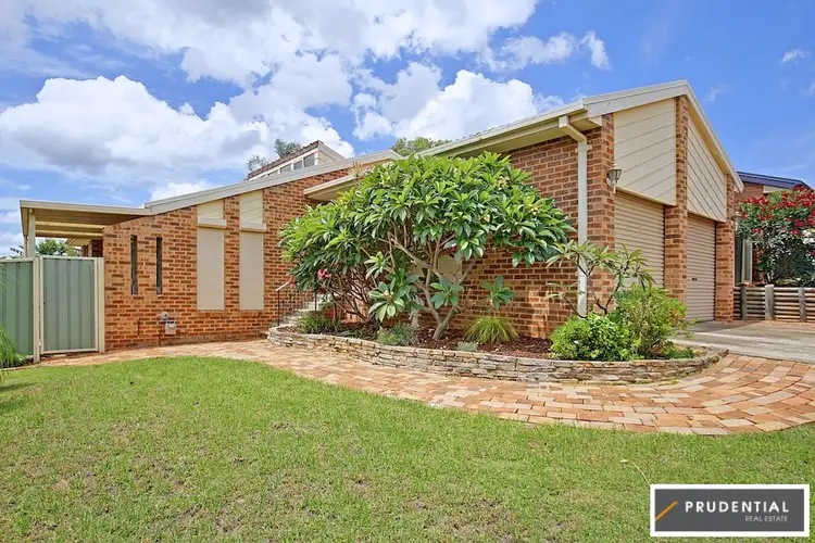1 Merdle Place, Ambarvale NSW 2560