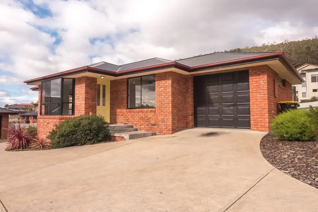 Main view of Homely unit listing, 1/142 Branscombe Road, Claremont TAS 7011
