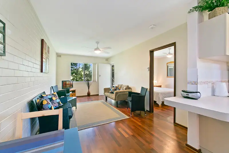 Main view of Homely unit listing, 10/33 Point Walter Road, Bicton WA 6157