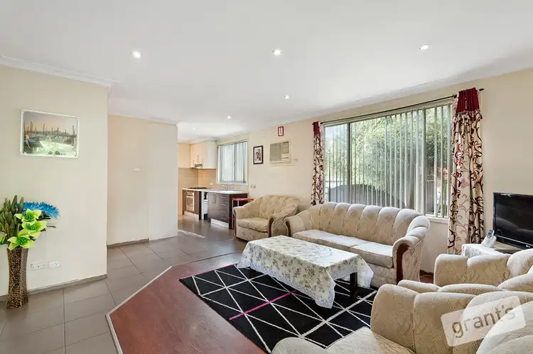 1/76 Hammond Road, Dandenong VIC 3175