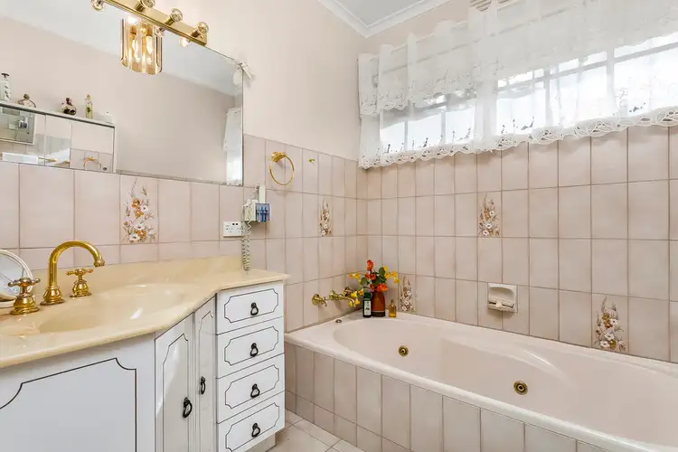 Fifth view of Homely house listing, 2 Arawata Drive, Doncaster East VIC 3109