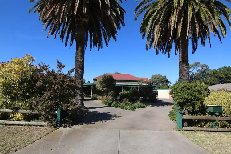 22 Charles, Lucknow VIC 3875