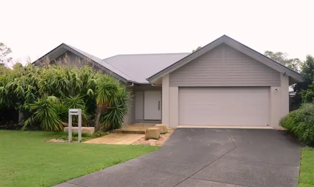 57 Torrens Cres, Wakerley QLD 4154