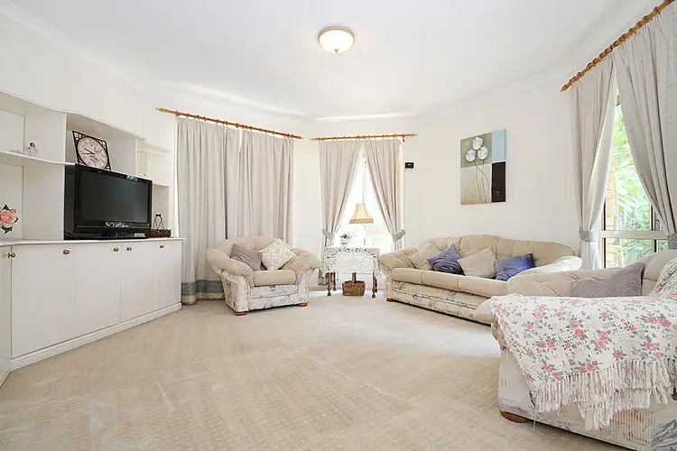 Sixth view of Homely house listing, 2 ENGELMANN CL, Carindale QLD 4152