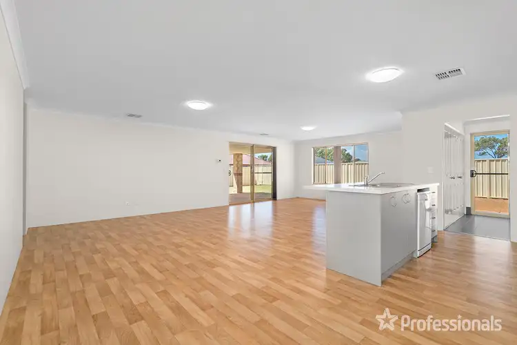 Seventh view of Homely house listing, 5 Brockagh Drive, Utakarra WA 6530