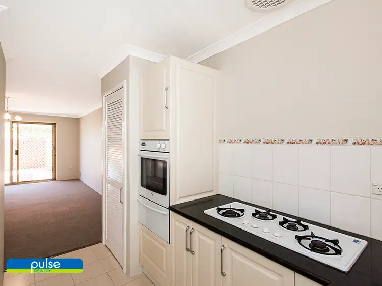 Fifth view of Homely villa listing, 33/11 Petterson Avenue, Samson WA 6163