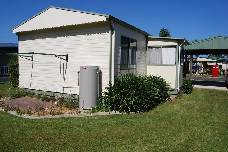 Fifth view of Homely house listing, 5 / 86 Golf Links, Lakes Entrance VIC 3909