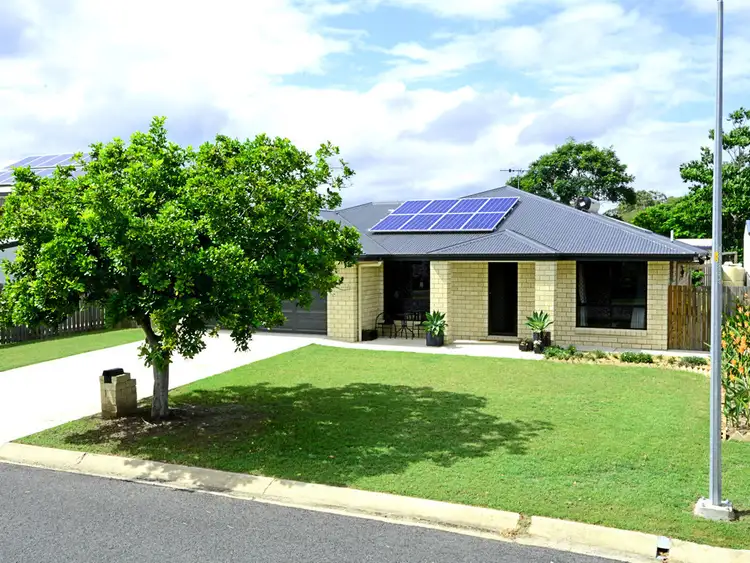 25 Beach Drive, Burrum Heads QLD 4659