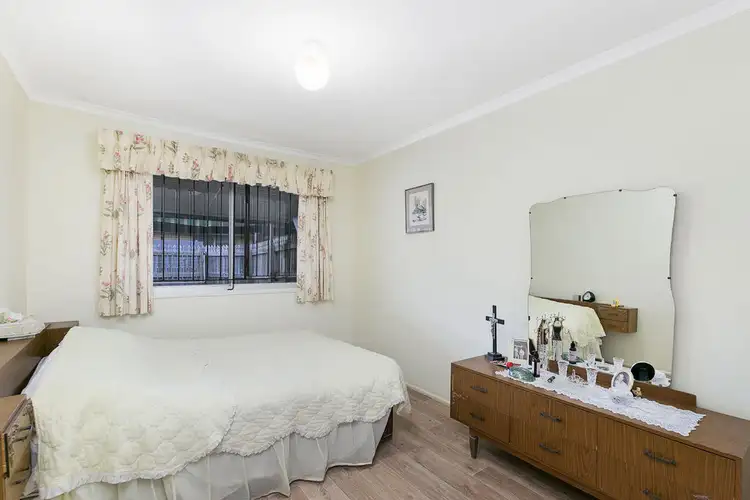 Fifth view of Homely townhouse listing, 2/31 DRAYTON TERRACE, Wynnum QLD 4178