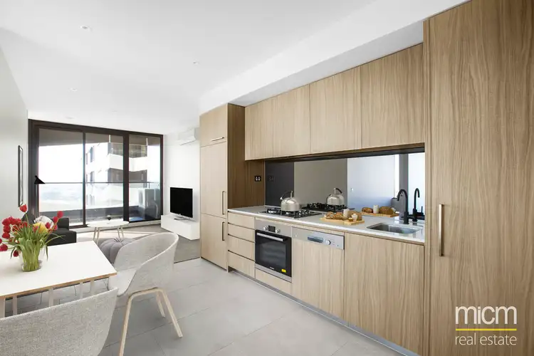 2702/118 A'Beckett Street, Melbourne VIC 3000