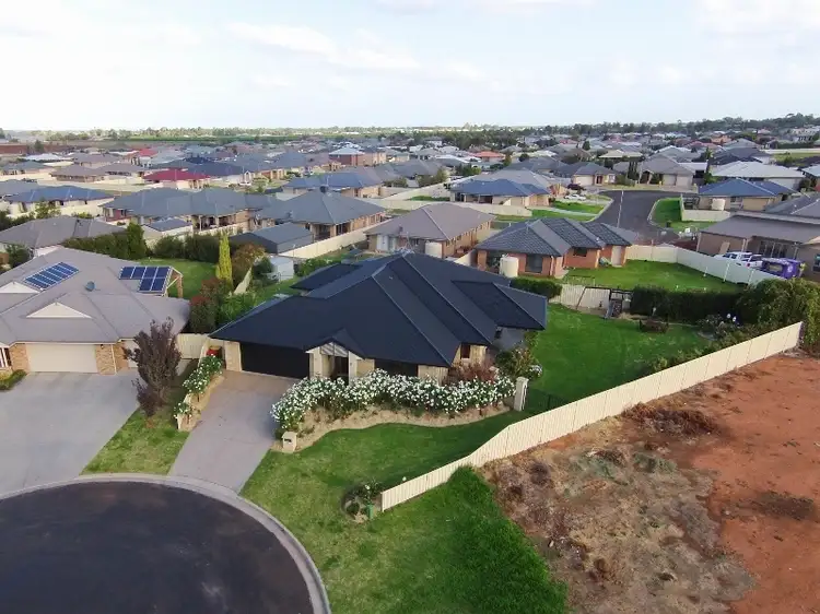 4 Angela Place, Griffith NSW 2680