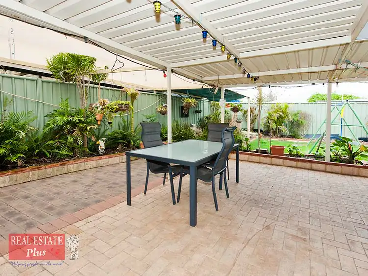 76 Stratton Boulevard, Stratton WA 6056