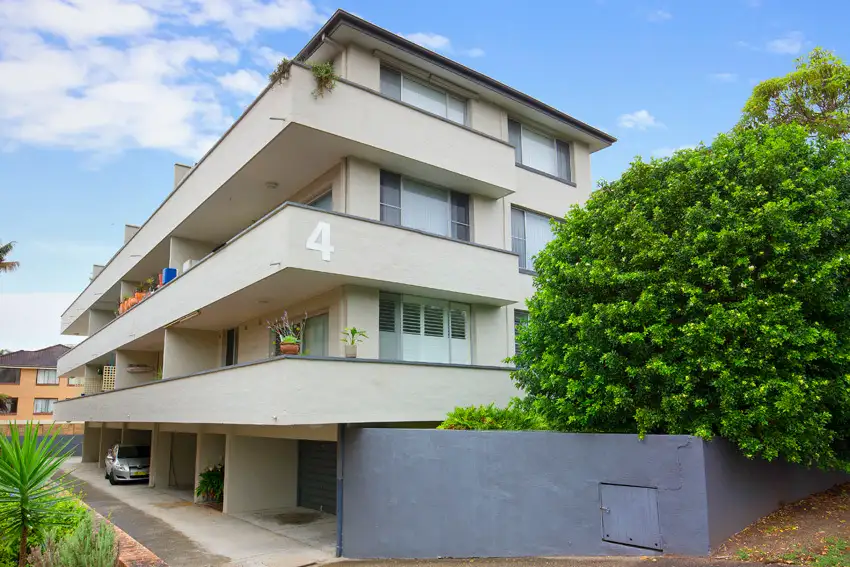 Main view of Homely unit listing, 4/4 Wheeler Parade, Dee Why NSW 2099