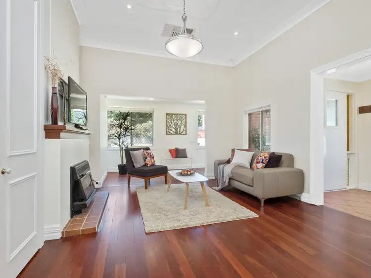 30 Crowther St, Bayswater WA 6053