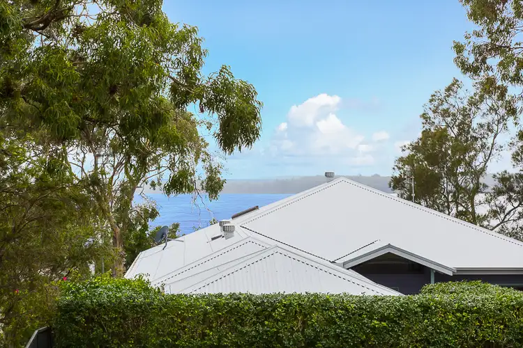 52 Sunrise Avenue, Budgewoi NSW 2262
