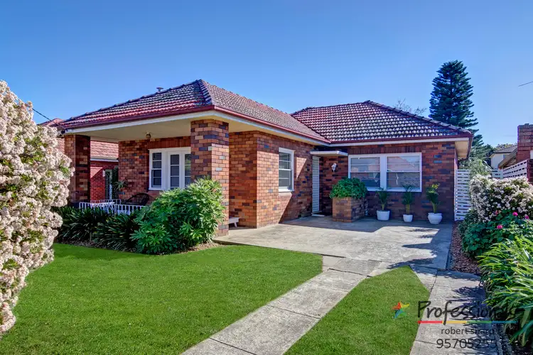 20 Morris Avenue, Kingsgrove NSW 2208