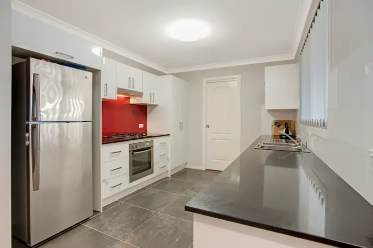 Fifth view of Homely house listing, 10 Andrew Court, Rutherford NSW 2320