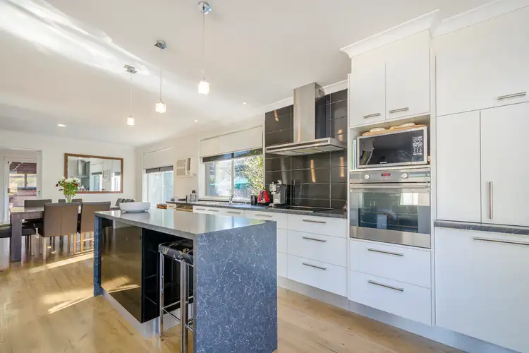 Sixth view of Homely house listing, 8 Serpentine Court, Werribee VIC 3030