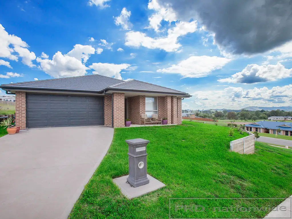 Main view of Homely house listing, 2 Ridgetop Close, Bolwarra Heights NSW 2320
