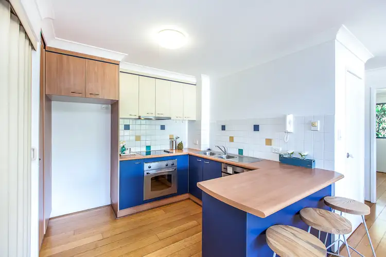 Fourth view of Homely apartment listing, 15/29 Bell Street, Kangaroo Point QLD 4169