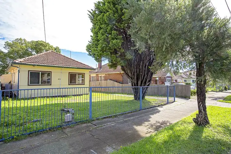 25 Leura Road, Auburn NSW 2144