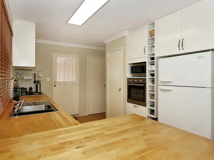 Seventh view of Homely house listing, 33 Aleri Circuit, Quinns Rocks WA 6030