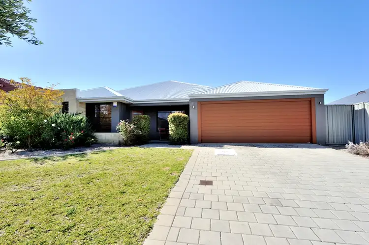 30 Noosa Drive, Secret Harbour WA 6173