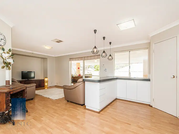 Fifth view of Homely house listing, 2/94 Hobbs Avenue, Como WA 6152