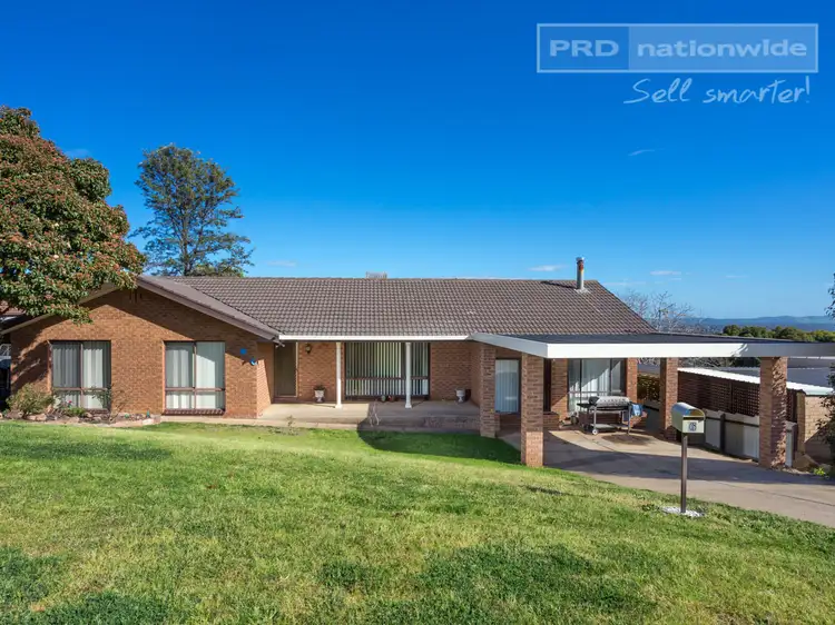 6 Lincoln Avenue, Tolland NSW 2650
