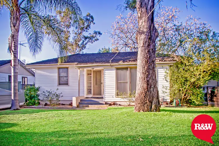 100& 100A Magnolia Street, North St Marys NSW 2760
