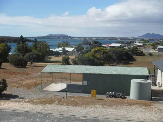 10 Brigette Avenue, Coffin Bay SA 5607