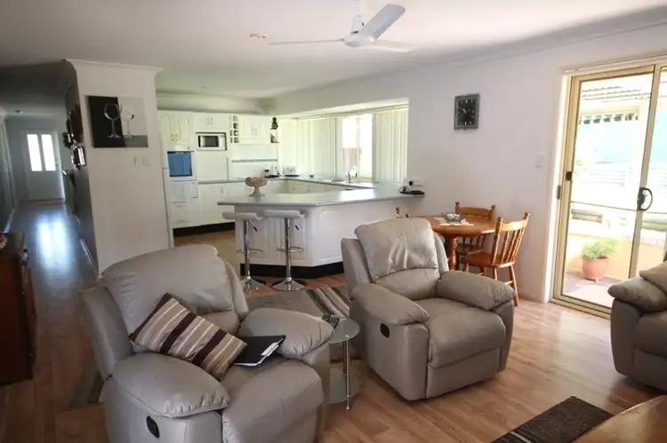 Sixth view of Homely house listing, 4 Carbeen Close, Taree NSW 2430
