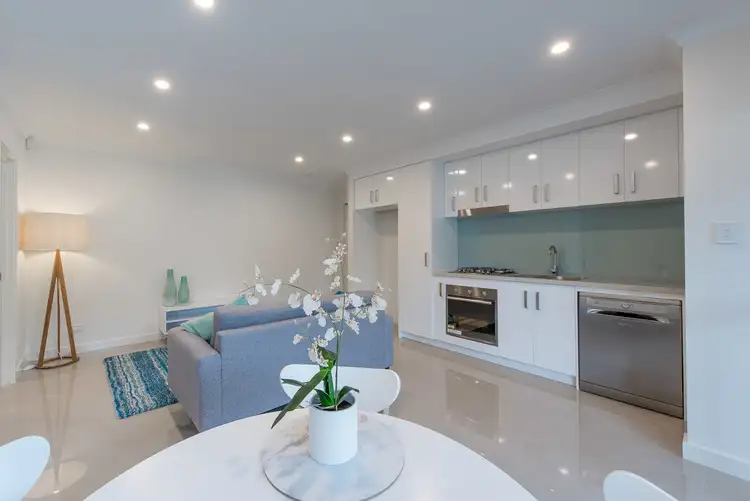 Unit 4/18 Nautilus Crescent