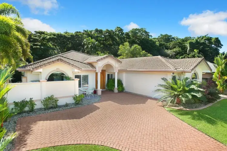 8 Red Peak Blvd, Caravonica QLD 4878