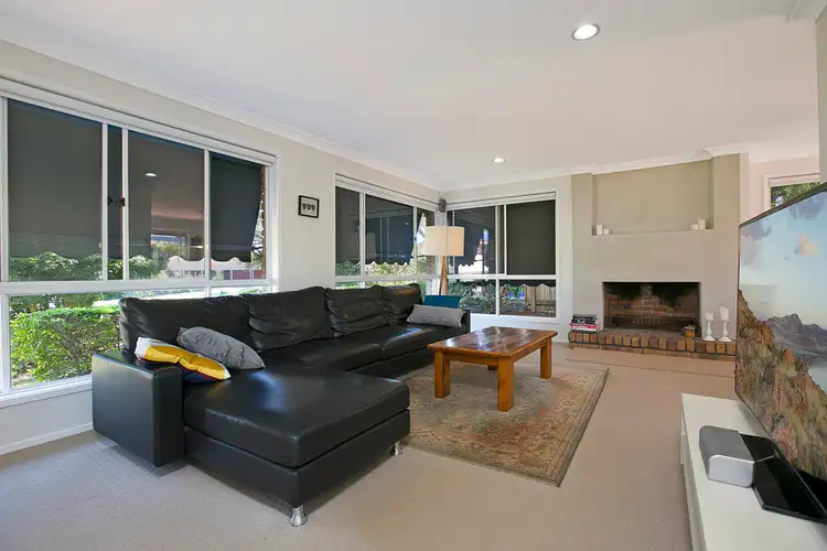 Third view of Homely house listing, 4 Chave Court, Wynnum West QLD 4178