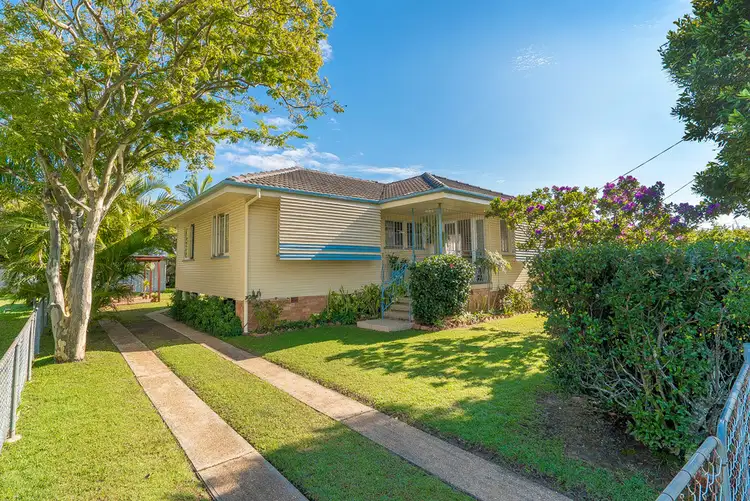 24 Enoch Street, Clontarf QLD 4019