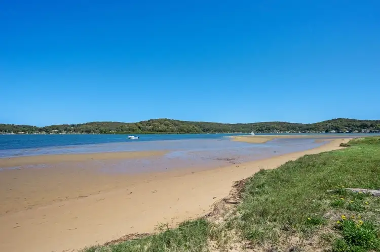 Main view of Homely unit listing, 6/198 Booker Bay Road, Booker Bay NSW 2257