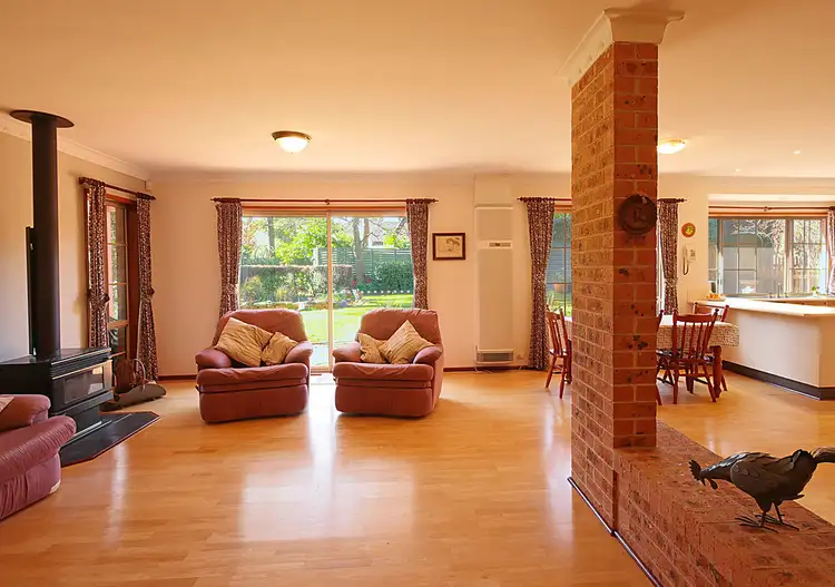 Fifth view of Homely house listing, 4 Hurlingham Avenue, Burradoo NSW 2576