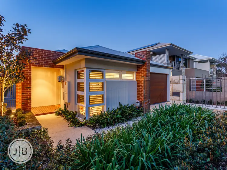 8B Downey Drive, Manning WA 6152