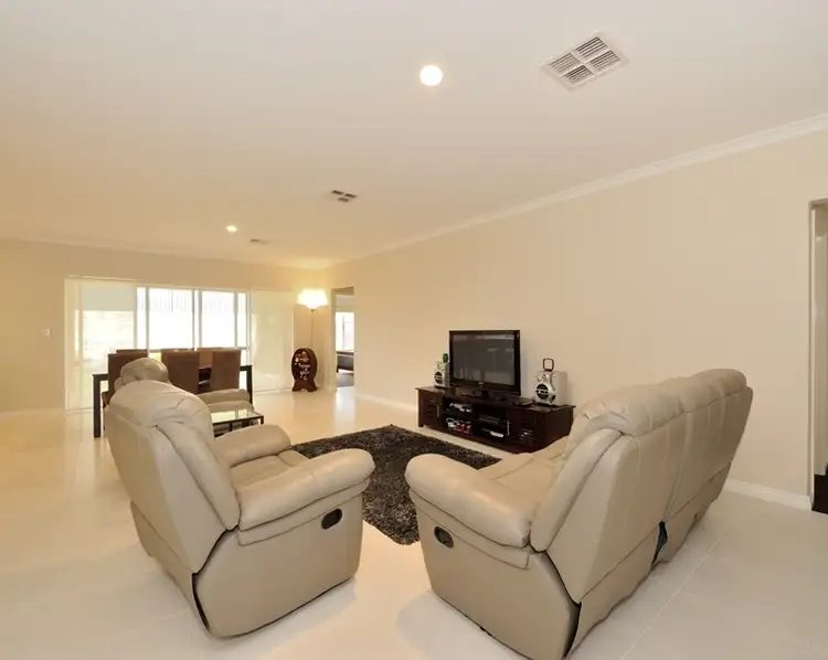 Seventh view of Homely house listing, 4 Venetian Way, Baldivis WA 6171