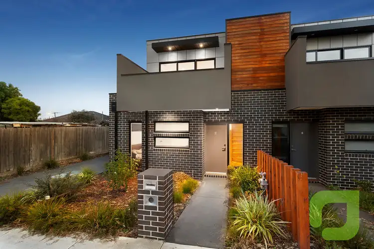 Main view of Homely townhouse listing, 3/19 Burns Street, Maidstone VIC 3012
