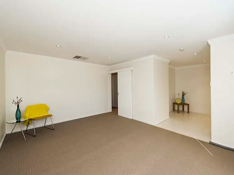 Sixth view of Homely unit listing, 8/80 CLYDESDALE, Como WA 6152