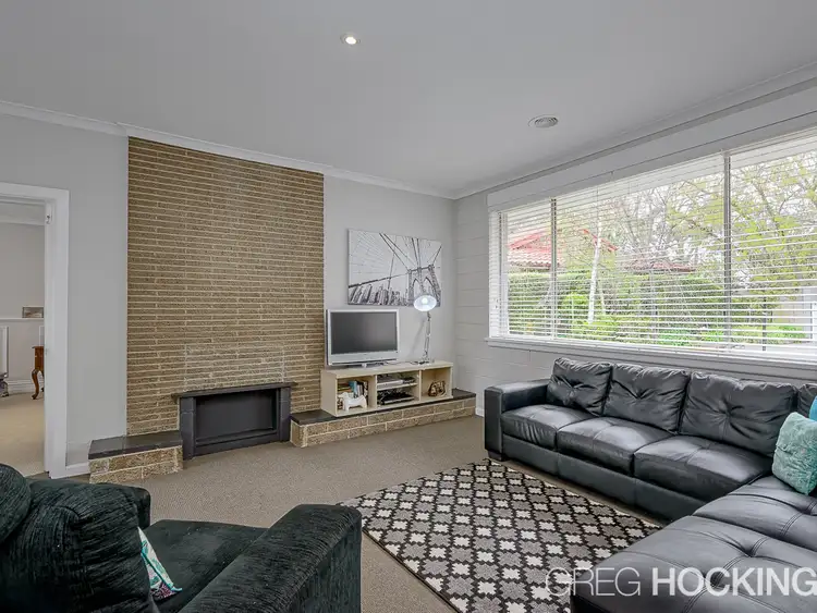 Second view of Homely house listing, 10 Camelia Grove, Cheltenham VIC 3192