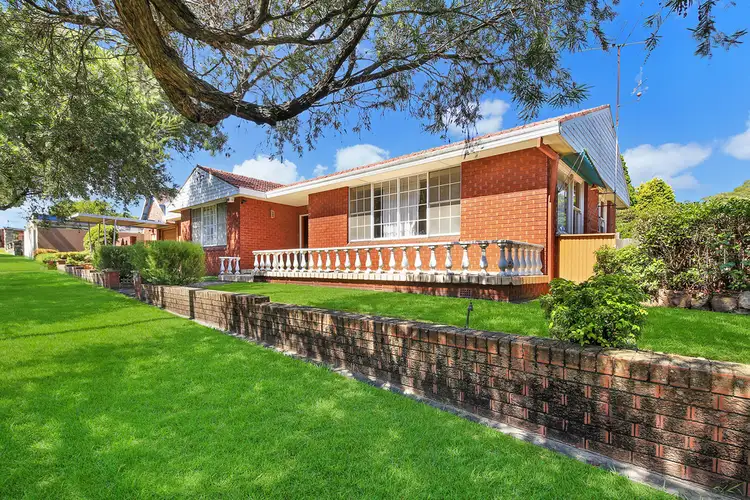 2 Oatley Street, Kingsgrove NSW 2208
