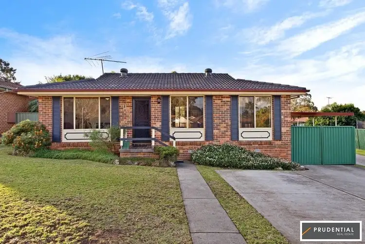 11 Chardonnay Avenue, Eschol Park NSW 2558